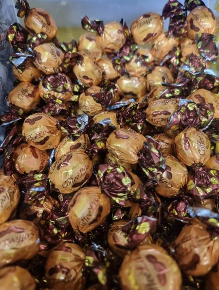 ملبس بطعم القهوة